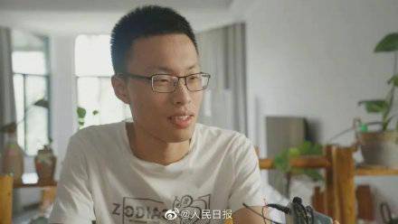 妈妈浙大读博成儿子学妹  母子双双上浙大!母亲全日制读博(图4)