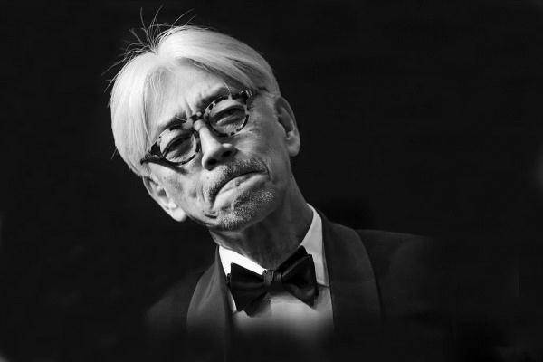 日本作曲家坂本龙一去世！曾为电影《末代皇帝》作曲，此前两度患癌 (图1)